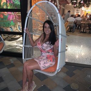 Meet your Posher, Edismary